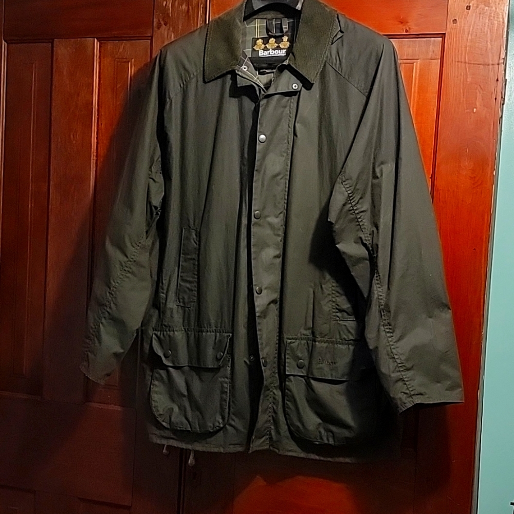 Men's wax Jacket  Excellent condition.Size XL. By Barbour.